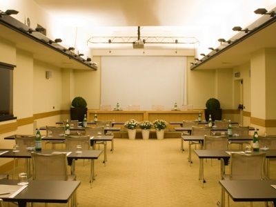 Starhotels Metropole Hotel 4*